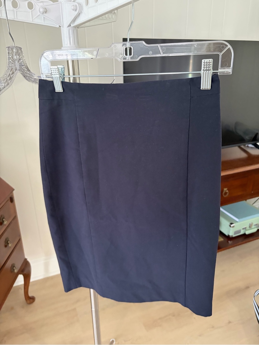 Ann Taylor Classic Navy Pencil Skirt - Versatile Workwear